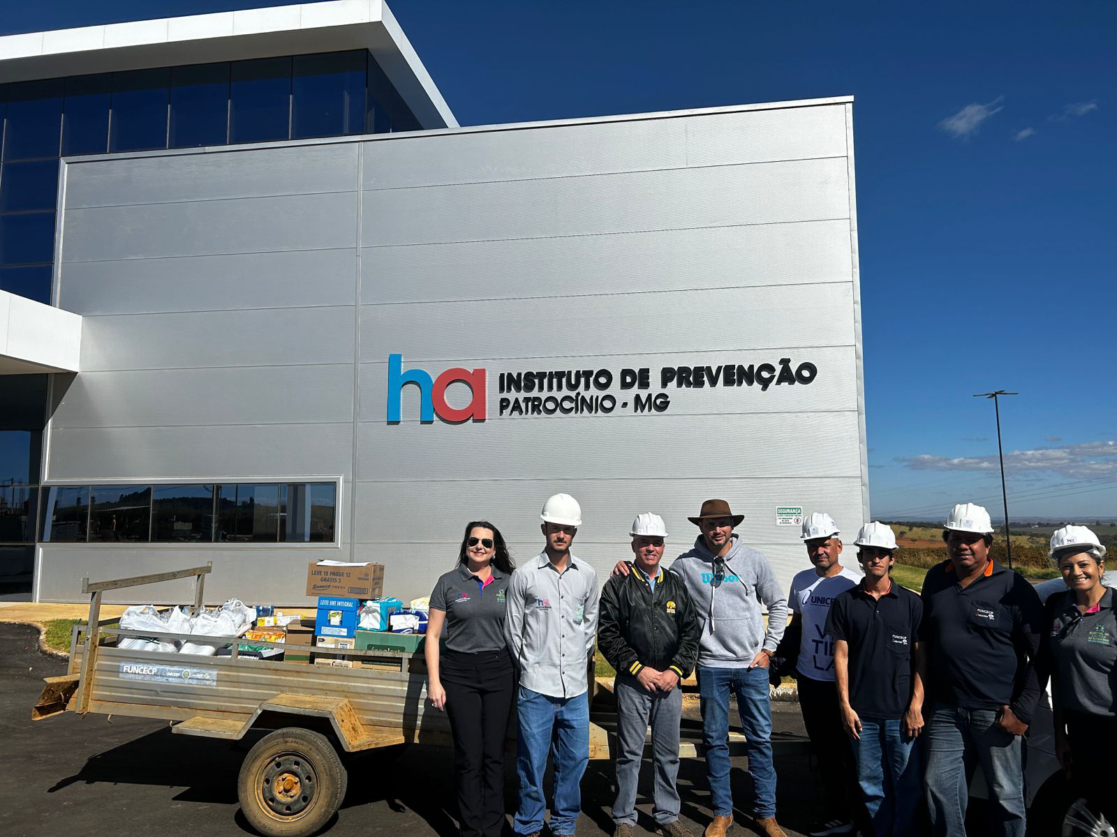 Alunos do IFTM faz doação ao Hospital do Câncer ~ Hospital do