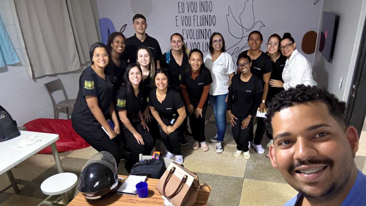 No momento, você está visualizando Alunos de Enfermagem do UNICERP realizam visita técnica ao setor de Saúde Mental da Santa Casa de Patrocínio