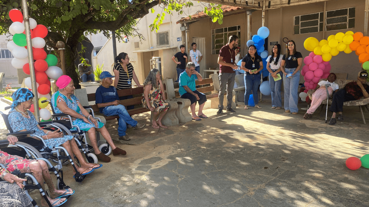 No momento, você está visualizando Semeando Alegria no Asilo Recanto São Vicente de Patrocínio – MG (Ação socioambiental ABMES)